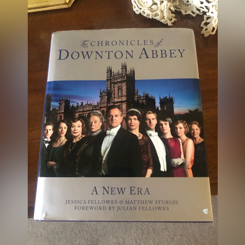 The Chronicles of Downton Abbey Book- $13 or 🎉 156A